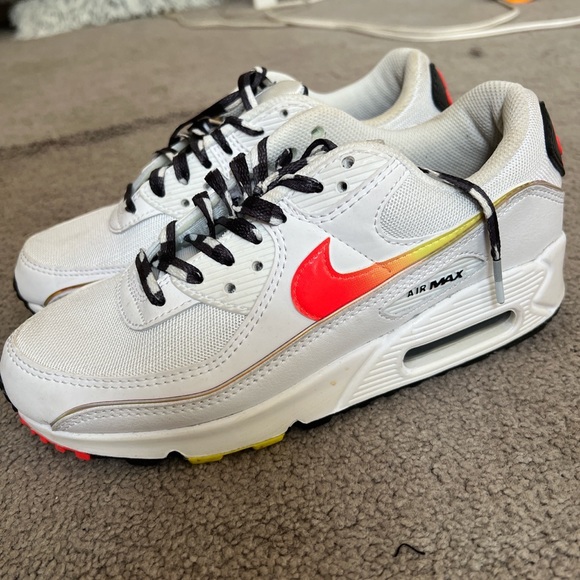 Nike Air Max - Picture 3 of 3